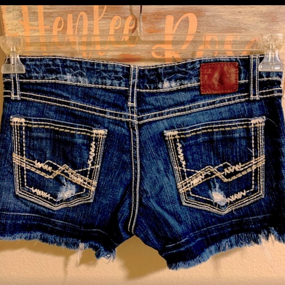 BKE Stella shorts
